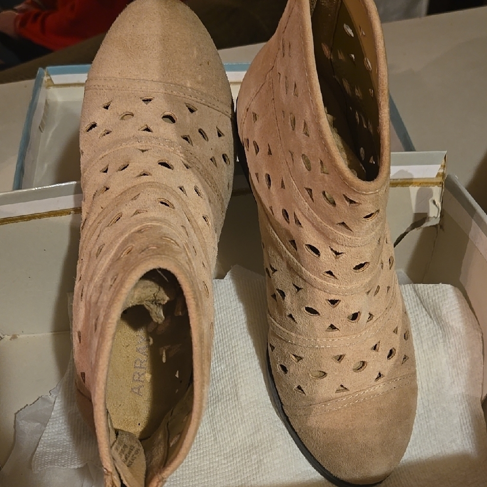 ABRA Tan Suede Ankle Boots